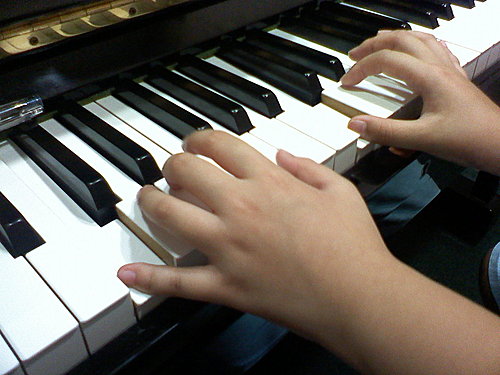 英国皇家音乐学院钢琴考级课程4级，5级