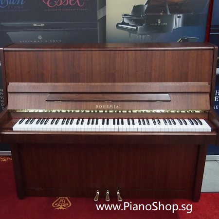 Bohemia 钢琴，高度1.1m，棕色，世界名牌